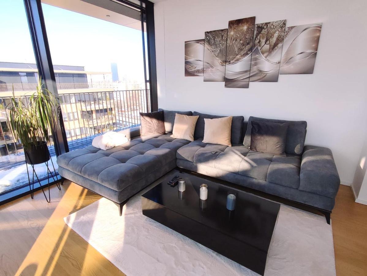 Panorama Apartment Vienna - Free Parking, Sauna & Fitness מראה חיצוני תמונה